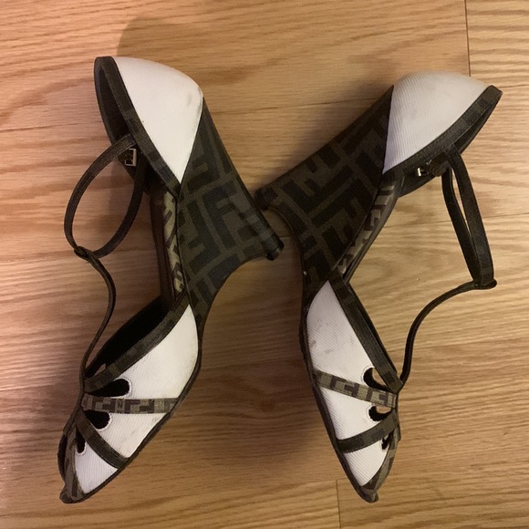 Excellent preowned Fendi heels / wedge - Picture 4 of 8